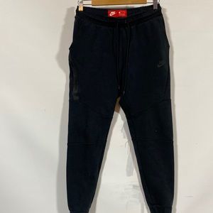 Nike tech fleece jogger sweatpants